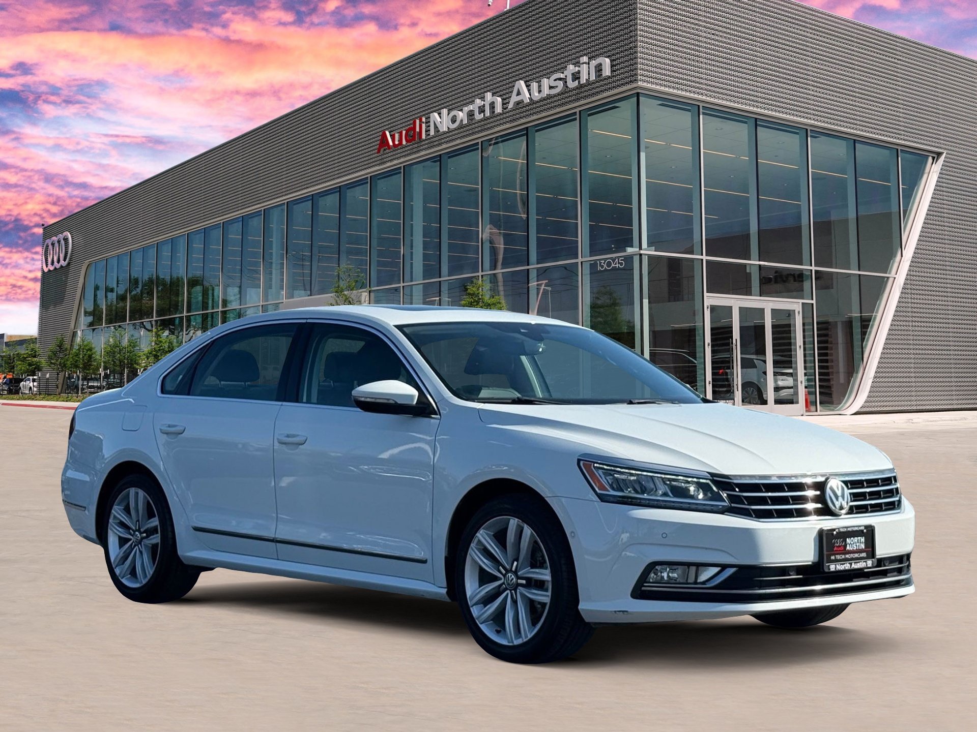 Used 2017 Volkswagen Passat 3.6 SEL Premium FWD image 5