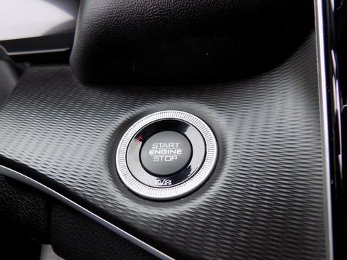 Certified 2023 Jeep Grand Cherokee Altitude image 33