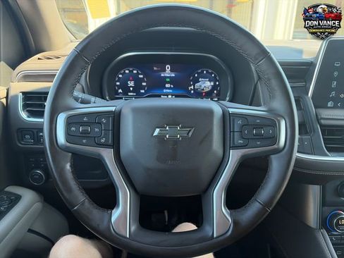 Used 2024 Chevrolet Tahoe Z71 w/ Luxury Package AWD/4WD image 14
