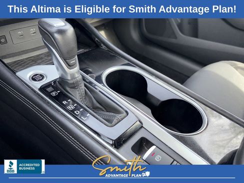 Used 2024 Nissan Altima 2.5 SV w/ SV Premium Package image 18