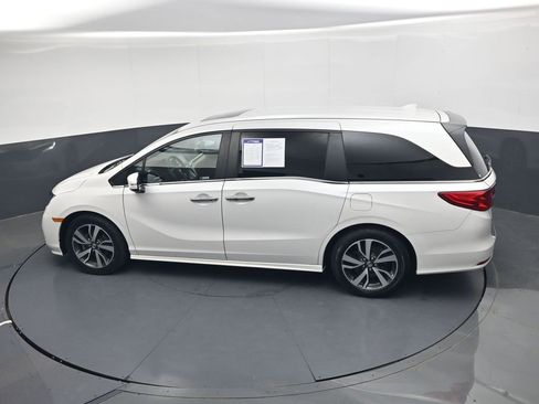 Used 2023 Honda Odyssey Touring image 29
