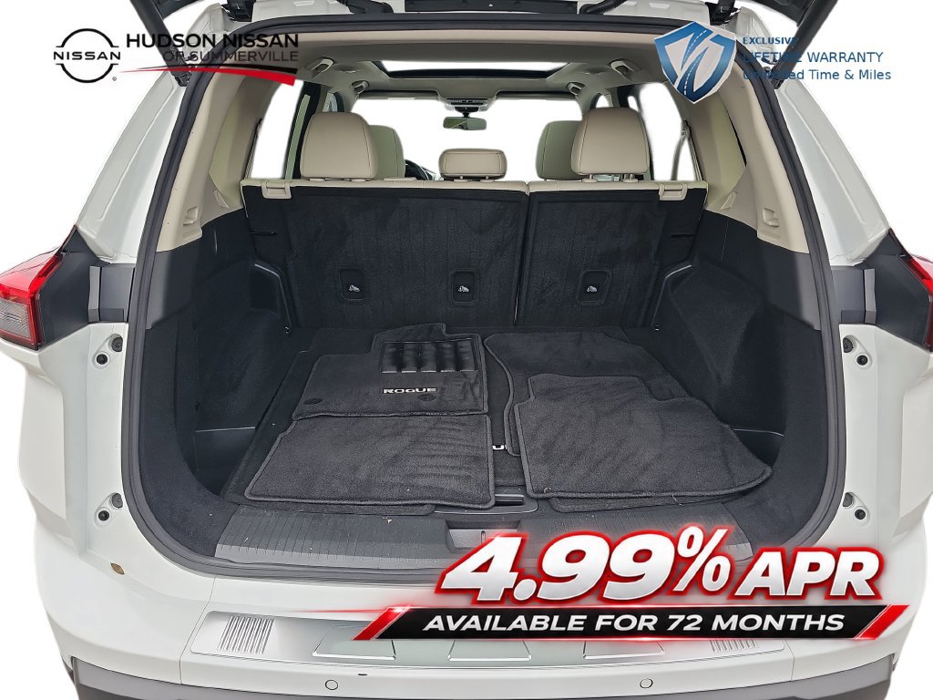 Used 2025 Nissan Rogue SV w/ SV Premium Package FWD image 31
