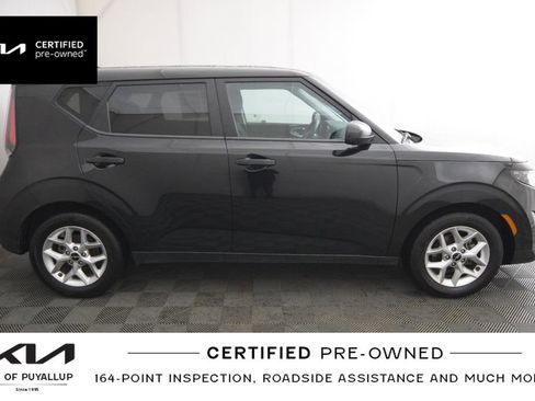 Certified 2023 Kia Soul S image 5