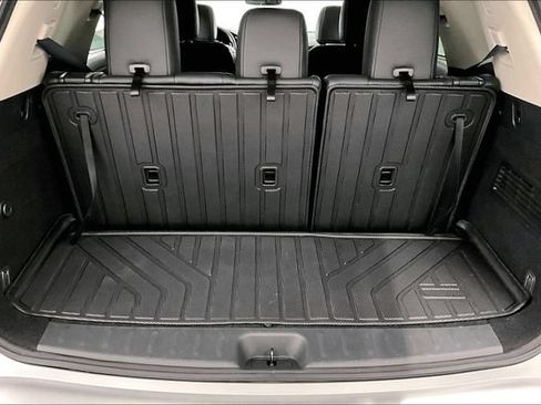 Used 2022 Nissan Pathfinder Platinum AWD/4WD image 43