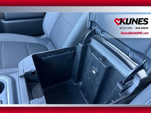 Used 2022 Chevrolet Silverado 2500 LT w/ Convenience Package image 14