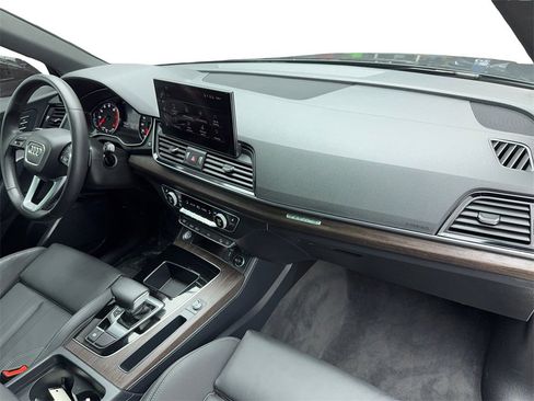 Used 2024 Audi Q5 2.0T Premium w/ Convenience Package image 45