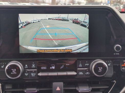 New 2026 Toyota Highlander XLE image 16