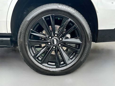 Used 2025 Cadillac Escalade Sport w/ LPO, Floor Liner Package AWD/4WD image 35