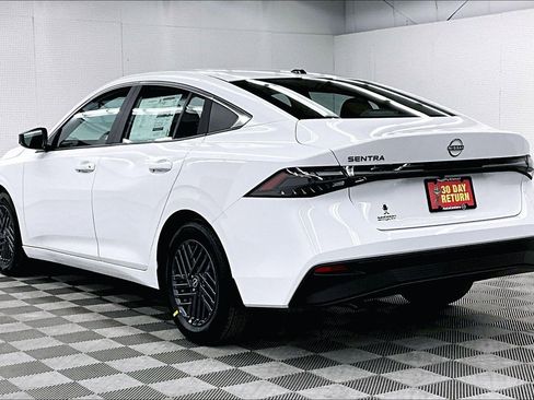 New 2026 Nissan Sentra SV w/ SV Convenience Package FWD image 4