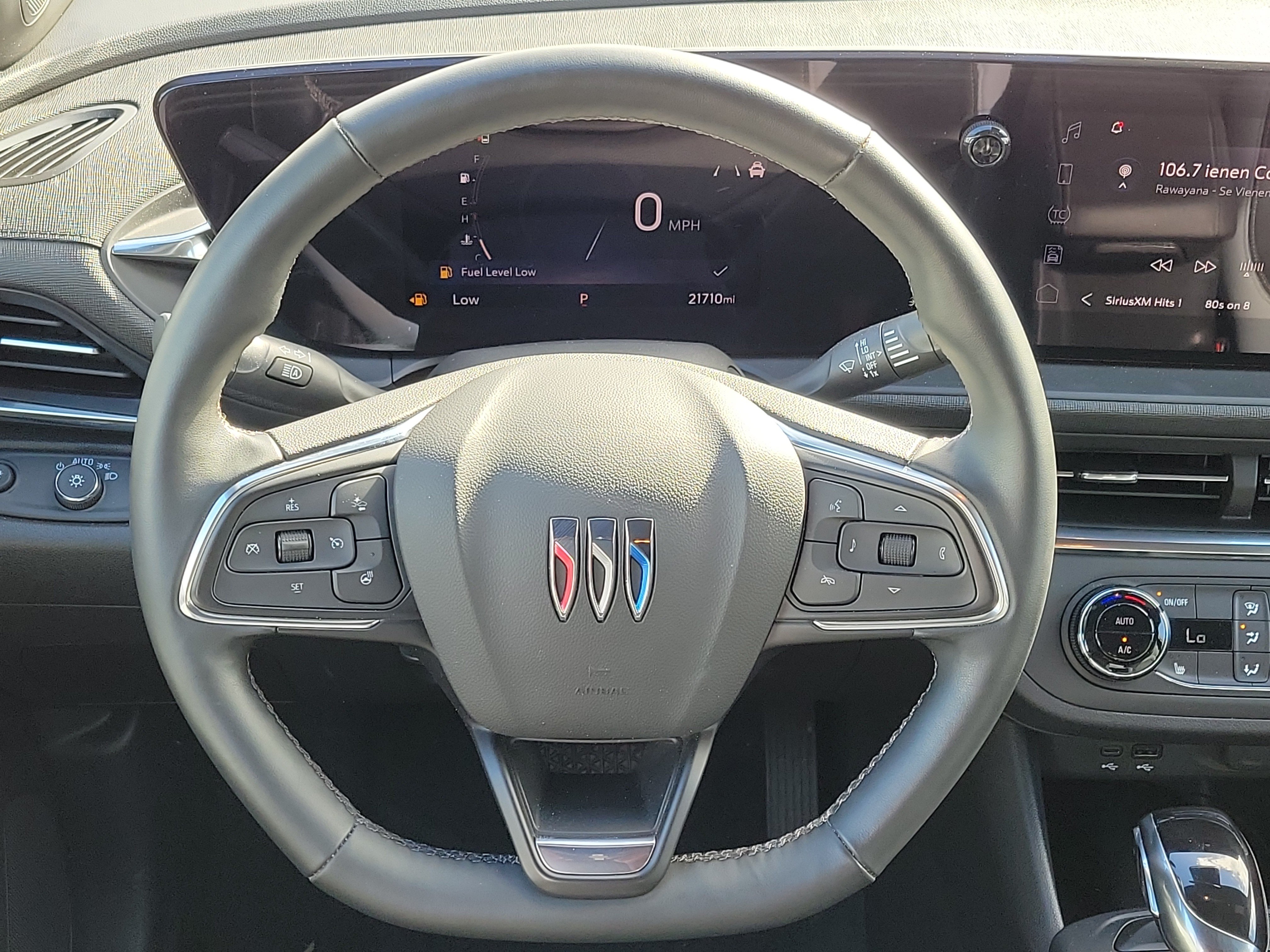 Used 2024 Buick Envista Preferred w/ Convenience I Package FWD image 17