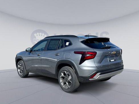 New 2026 Chevrolet Trax LT w/ Driver Confidence Package image 4