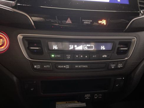 Certified 2023 Honda Passport TrailSport image 19