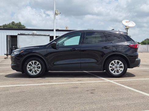 Used 2025 Ford Escape Active FWD image 9