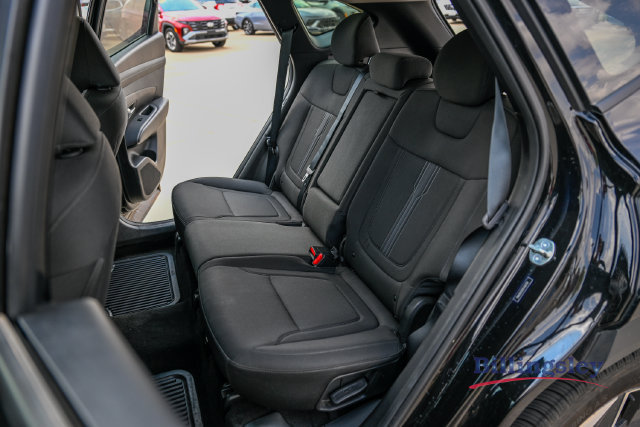 Certified 2025 Hyundai Tucson SEL FWD image 11