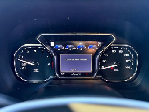 Used 2021 GMC Yukon XL SLT w/ SLT Luxury Plus Package image 10