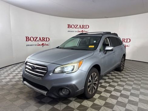 Used 2015 Subaru Outback 3.6R Limited image 4