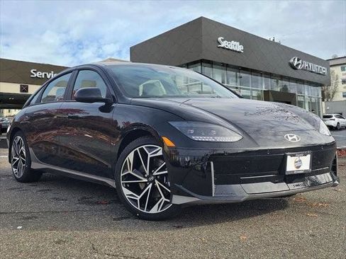 New 2025 Hyundai Ioniq 6 SEL AWD/4WD image 1