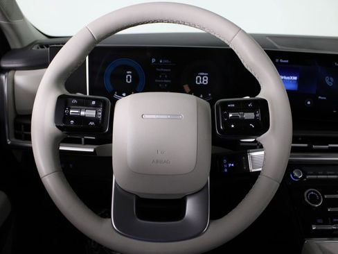 Certified 2025 Hyundai Santa Fe SE FWD image 26