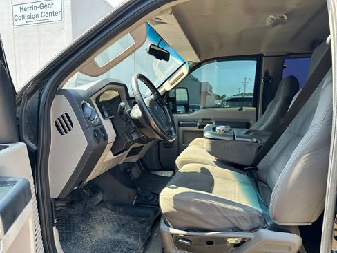 Used 2010 Ford F250 4x4 SuperCab Super Duty image 14