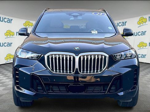 Used 2024 BMW X5 xDrive40i w/ M Sport Package image 2