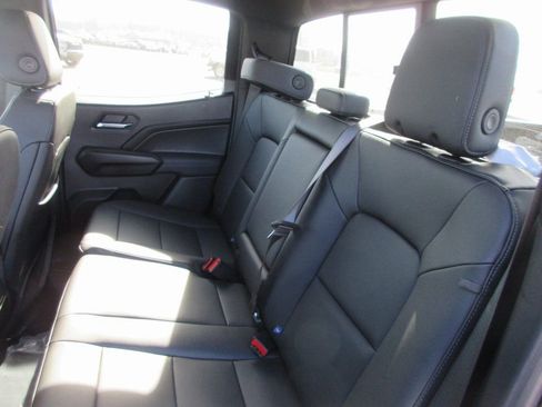 New 2026 GMC Canyon Elevation w/ Convenience Package image 15