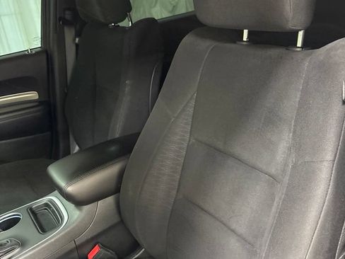 Used 2019 Dodge Durango SXT w/ 3rd Row Seating Group RWD image 16