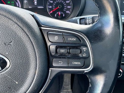 Used 2017 Kia Optima Premium FWD image 14