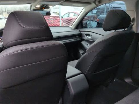 Used 2023 Honda Accord EX image 17