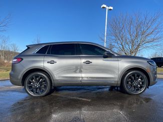 Used 2023 Lincoln Nautilus Reserve w/ Monochromatic Package video 2