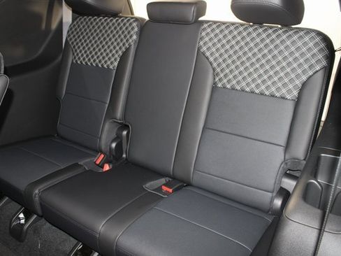 New 2026 GMC Acadia Denali image 22