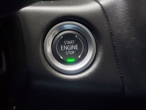 Certified 2024 GMC Yukon SLT image 19