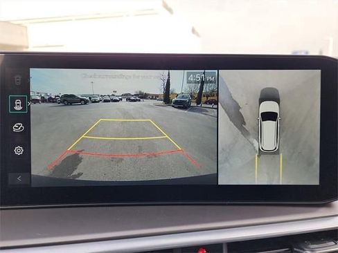 Certified 2025 Kia Sorento SX FWD image 22