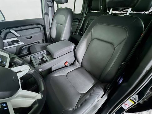 Used 2023 Land Rover Defender 110 X-Dynamic SE image 22