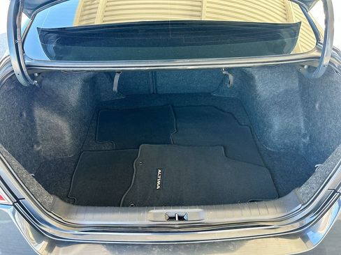 Used 2014 Nissan Altima 2.5 S w/ Sport Value Package FWD image 23