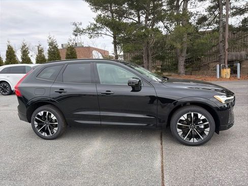 New 2026 Volvo XC60 B5 Plus w/ Protection Package Premier AWD/4WD image 2