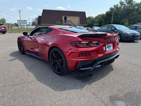 Used 2024 Chevrolet Corvette Z06 RWD image 7