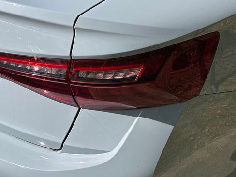 Used 2025 Volkswagen Jetta Sport image 6