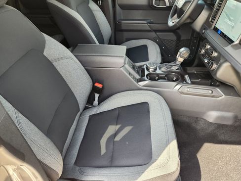 New 2025 Ford Bronco Big Bend AWD/4WD image 16