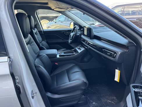 New 2025 Lincoln Aviator Reserve w/ Equipment Group 201A image 8
