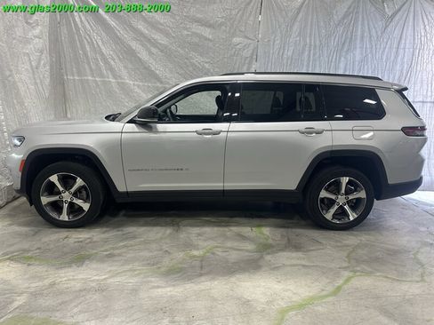 Used 2023 Jeep Grand Cherokee L Limited w/ Luxury Tech Group II AWD/4WD image 13