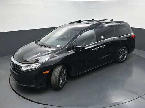 Used 2023 Honda Odyssey Elite image 39