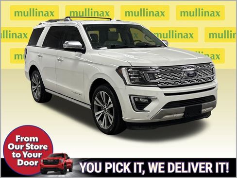 Used 2020 Ford Expedition Platinum image 2