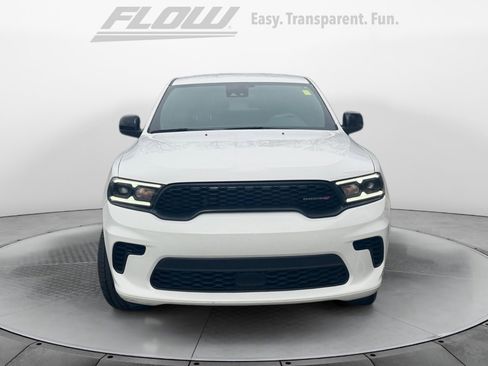 Used 2023 Dodge Durango GT image 3