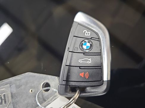 Certified 2023 BMW 530i w/ Executive Package image 38