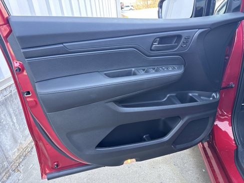 New 2026 Honda Odyssey Sport-L image 8