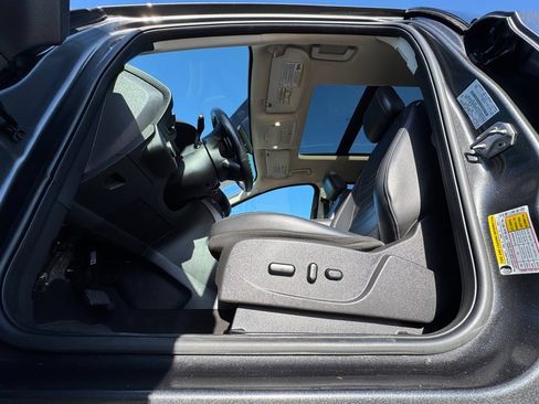 Used 2019 Ford Escape SEL AWD/4WD image 15