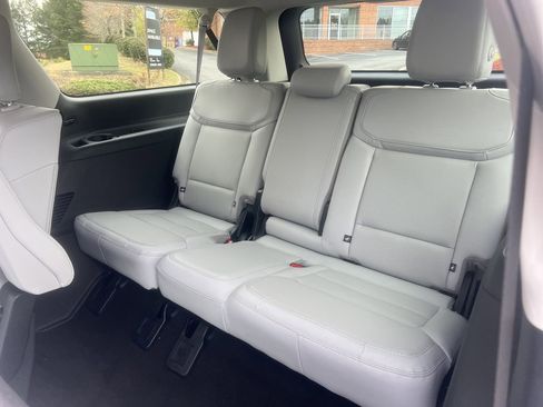 New 2026 Ford Expedition Max Platinum image 21