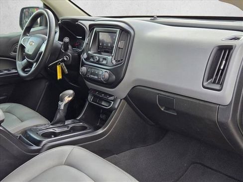 Used 2022 Chevrolet Colorado W/T w/ WT Convenience Package AWD/4WD image 21