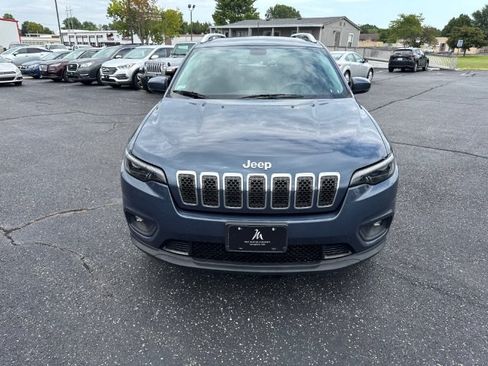Used 2019 Jeep Cherokee Latitude w/ Popular Appearance Group AWD/4WD image 8