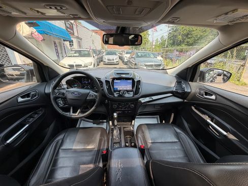 Used 2017 Ford Escape Titanium AWD/4WD image 46